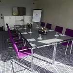 Отель Euronova Arthotel 4*