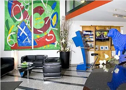 Otel Euronova Arthotel