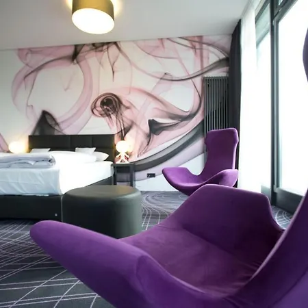 Euronova Arthotel 호텔 4*