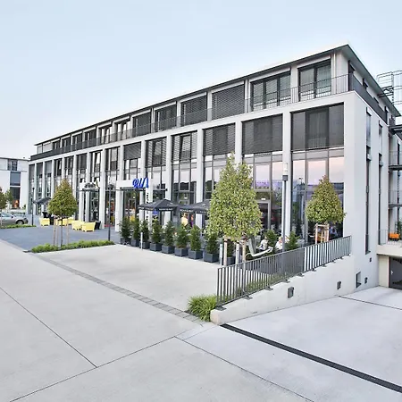 Euronova Arthotel 호텔