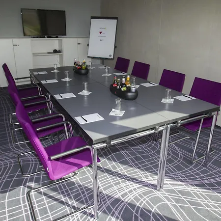 Euronova Arthotel Отель 4*