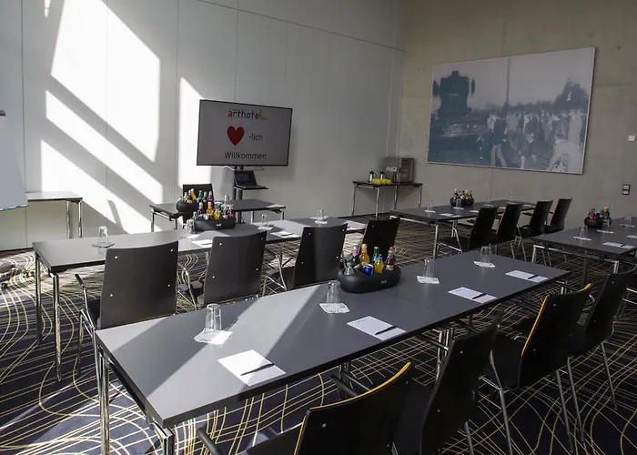 Otel Euronova Arthotel 4*