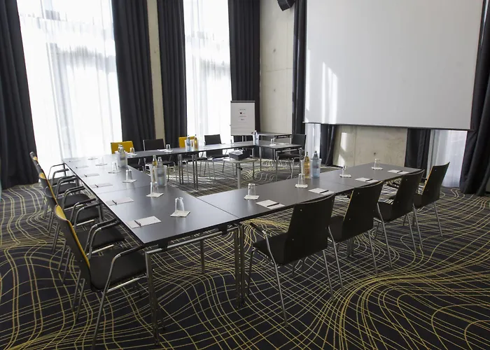 Euronova Arthotel 4*