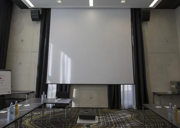 Euronova Arthotel Hotel