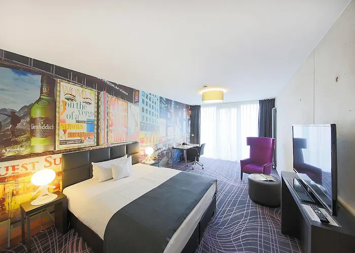Euronova Arthotel Hotel 4*